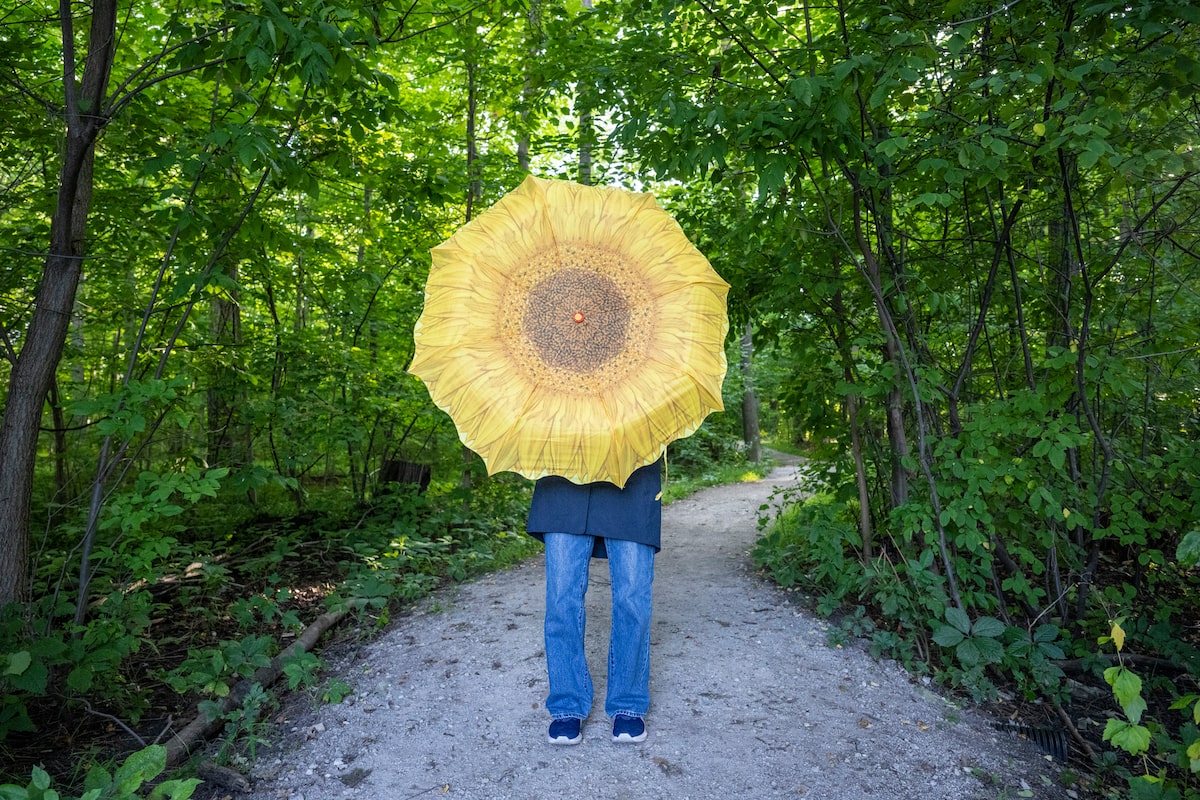 Can Neetu retire before 65 and still give her daughter a big inheritance?