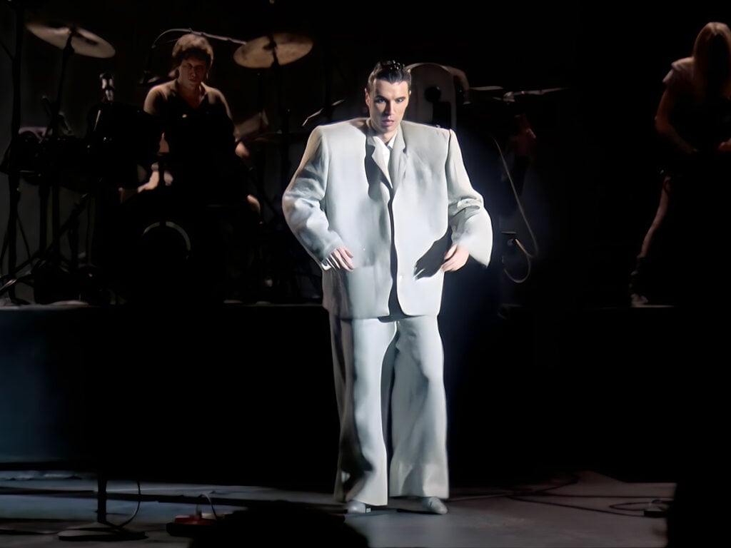 Talking Heads - David Byrne - Stop Making Sense