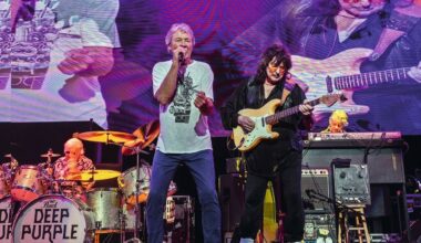 Ian Gillan and Ritchie Blackmore onstage