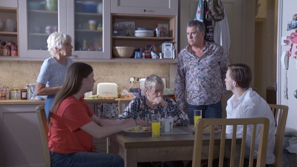 Jean Slater, Lily Slater, Big Mo, Alfie Moon, Tommy Moon, EastEnders jean slater, lily slater, big mo, alfie moon, tommy moon, eastenders