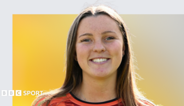 Grace Ballinger smiling next to the world Grace Ballinger BBC Sport Columnist
