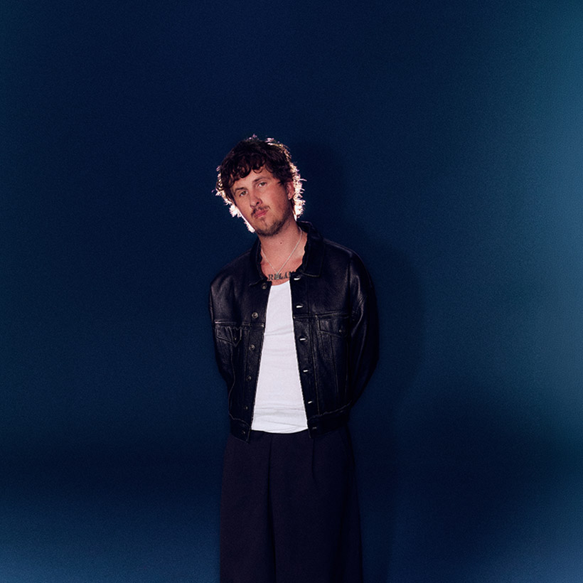 Arthur Hill Releases New Single ‘Orange Wine’