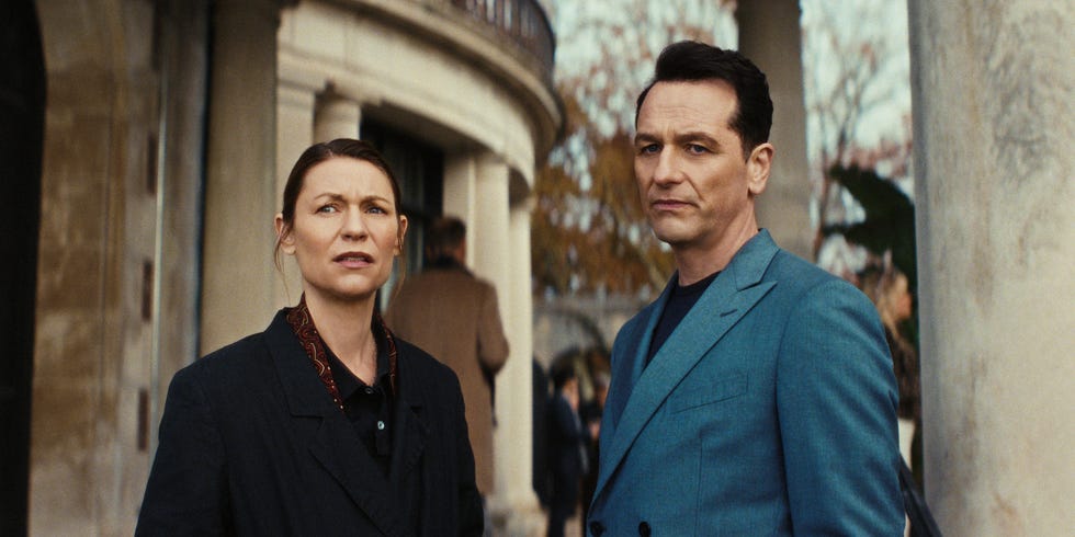 Claire Danes, Matthew Rhys, The Beast in Me claire danes as aggie wiggs, matthew rhys as nile jarvis, the beast in me