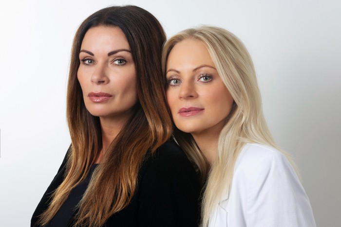 corrie-carla-lisa-promo Coronation Street's Carla Connor and Lisa Swain resting on one another.