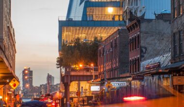 Workers at the Whitney Museum vote to strike - The Art Newspaper