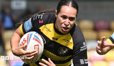 Monique Donovan in action for York Valkyrie