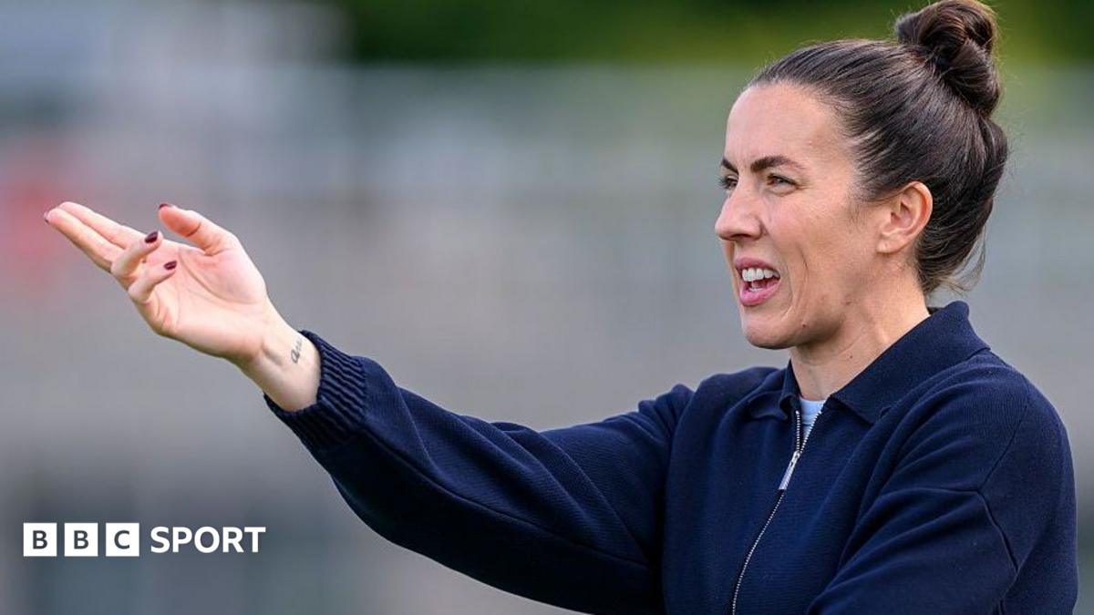 Rangers head coach Leanne Crichton gestures during the ScottishPower Womens Premier League match between Hearts Women and Rangers Women at The Vanloq Community Stadium on August 30, 2026 in Edinburgh, Scotland.