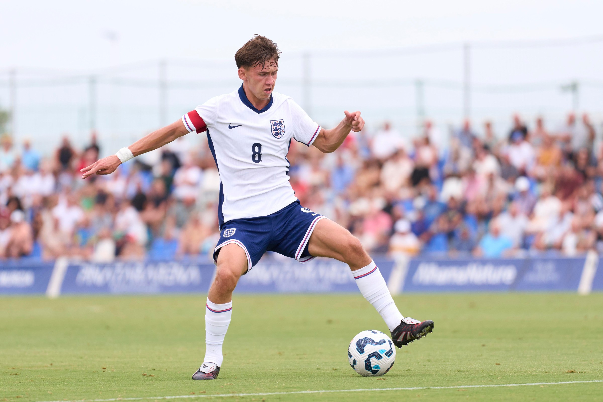 MURCIA, SPAIN - SEPTEMBER 09: Chris Rigg of England U19 with the ball during the Men’s U19 International match between England and Netherlands at Pinatar Arena on September 09, 2025 in Murcia, Spain. (Photo by Mateo Villalba - The FA/The FA via Getty Images)