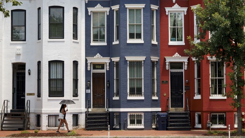 Mortgage rates hit a new high for 2026, marching closer to 7%