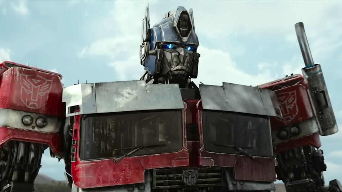 After Transformers Icon Peter Cullen’s Death, Michael Bay Recalls Hearing Him Voice Optimus Prime For The First Time