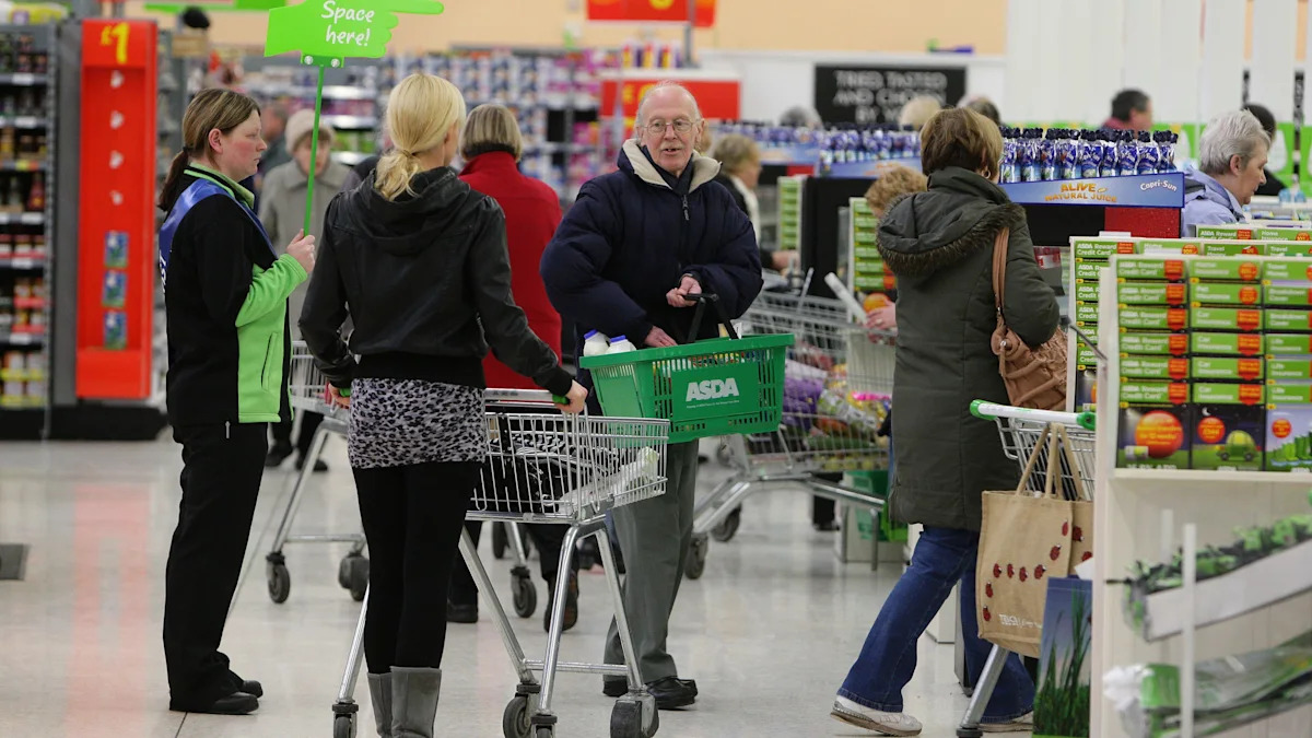 Household spending power hits six-month low – supermarket