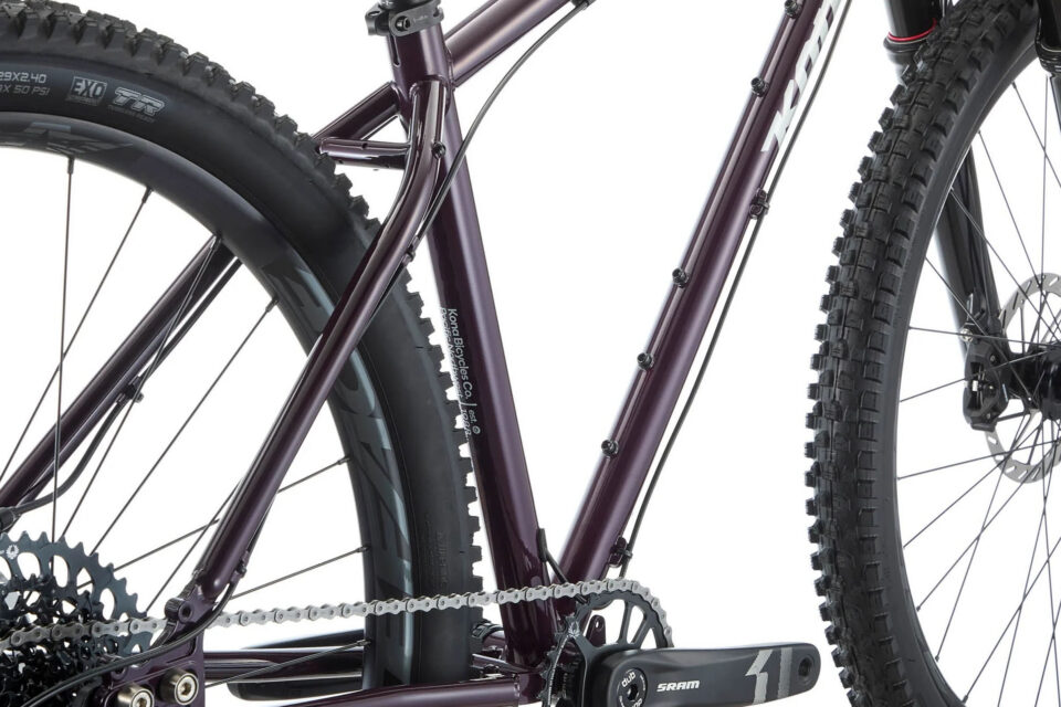 Kona LBF gloss Cherry