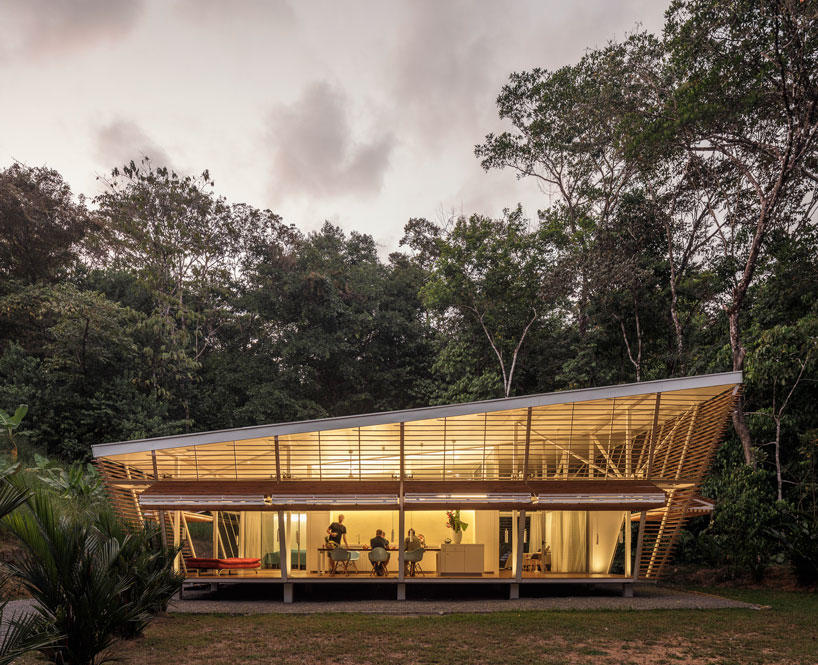 A-01 no footprint house