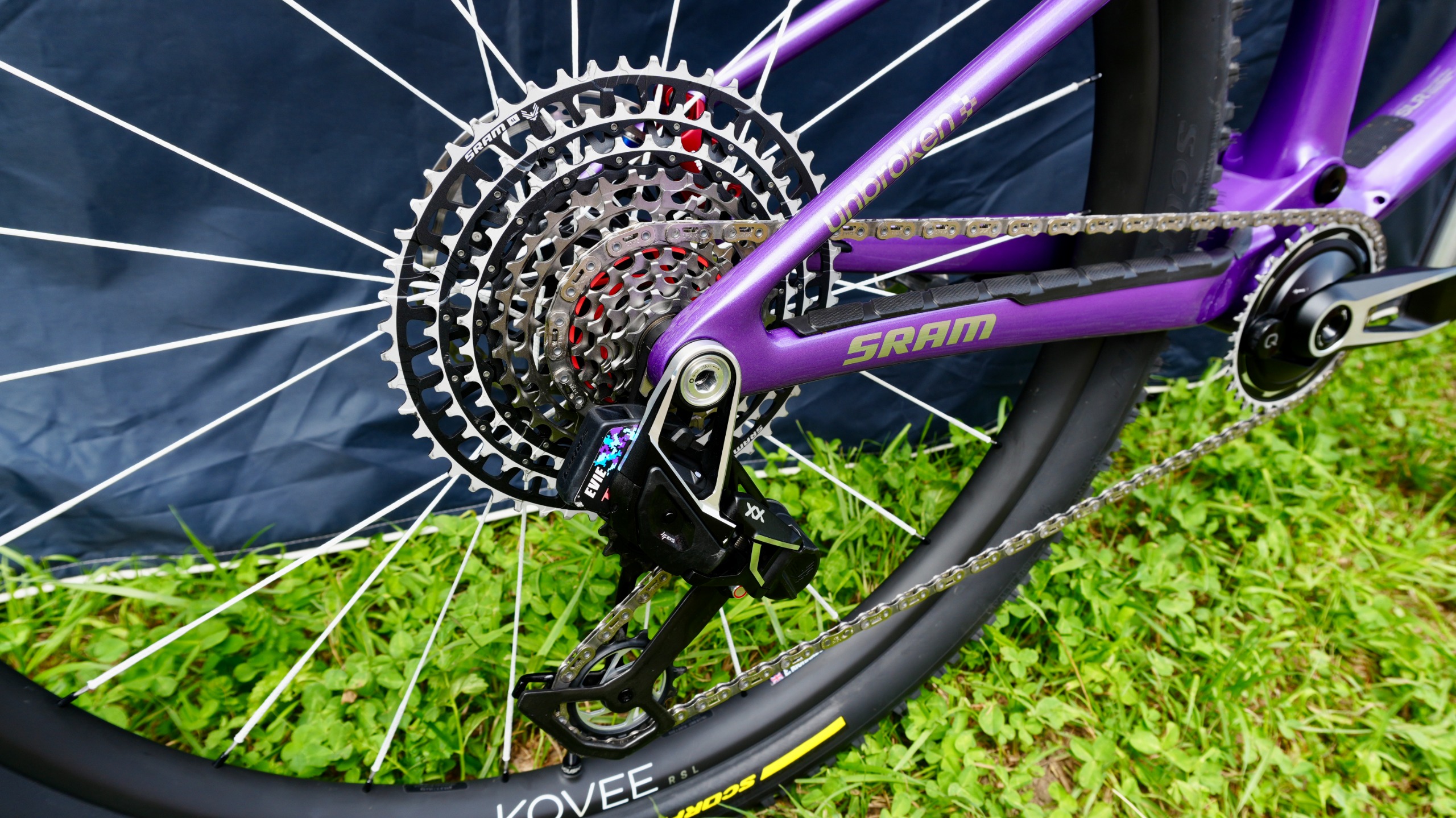 Evie Richards' bike