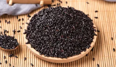 Scientists find a hidden health advantage in black and green rice