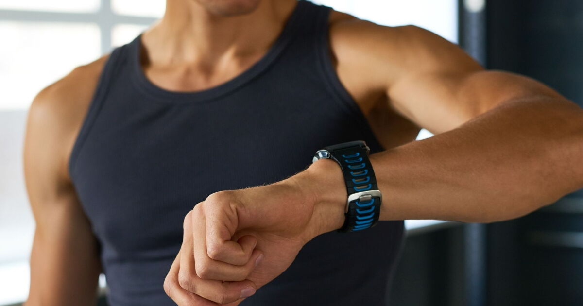 Smartwatch devices could miscount calories by as much as 25%, study finds