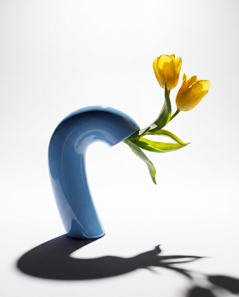 vita vase by houbi follows the full arc of a flowers life even as petals fall 1