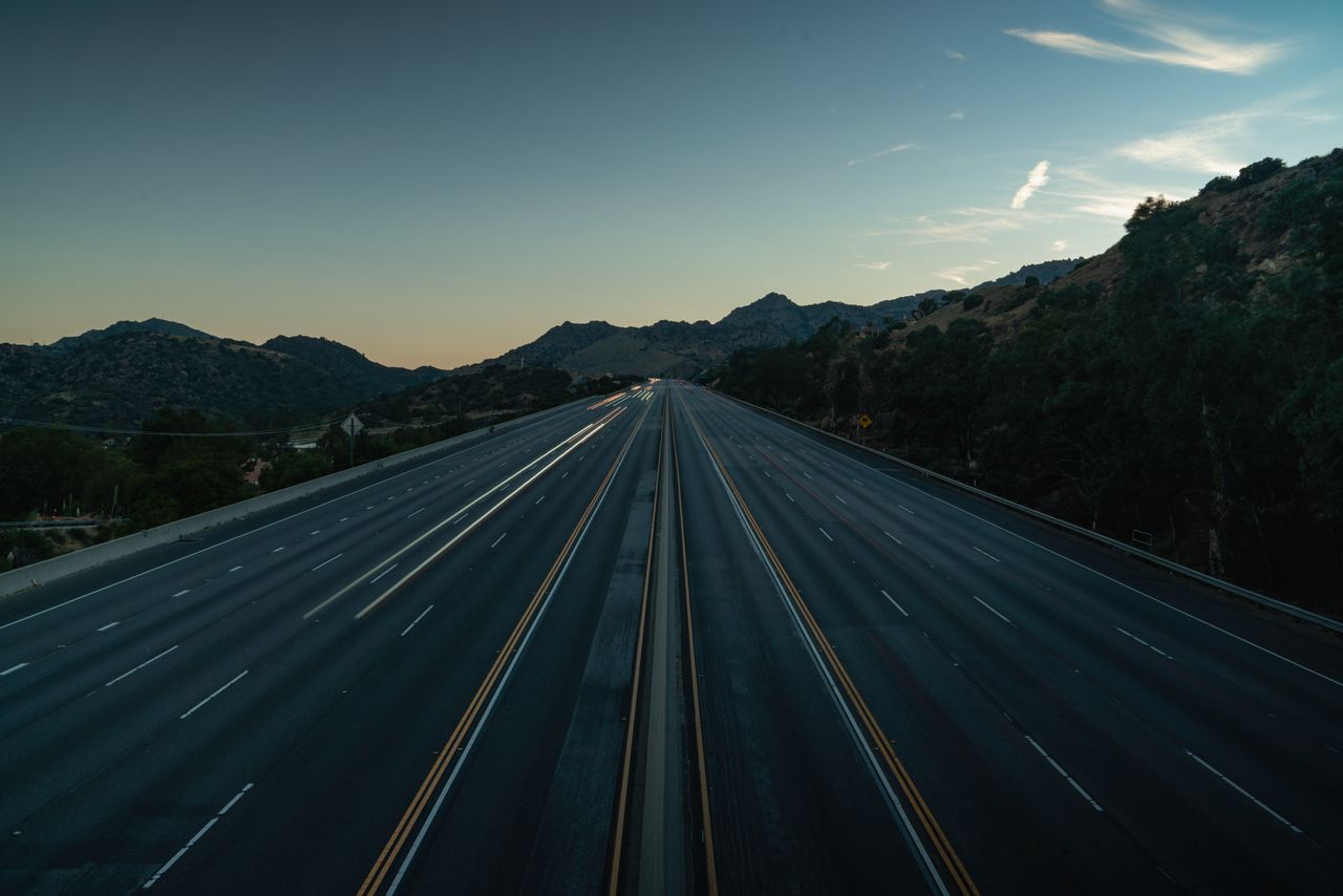 Marsh launches two UK construction facilities for road and plant risks