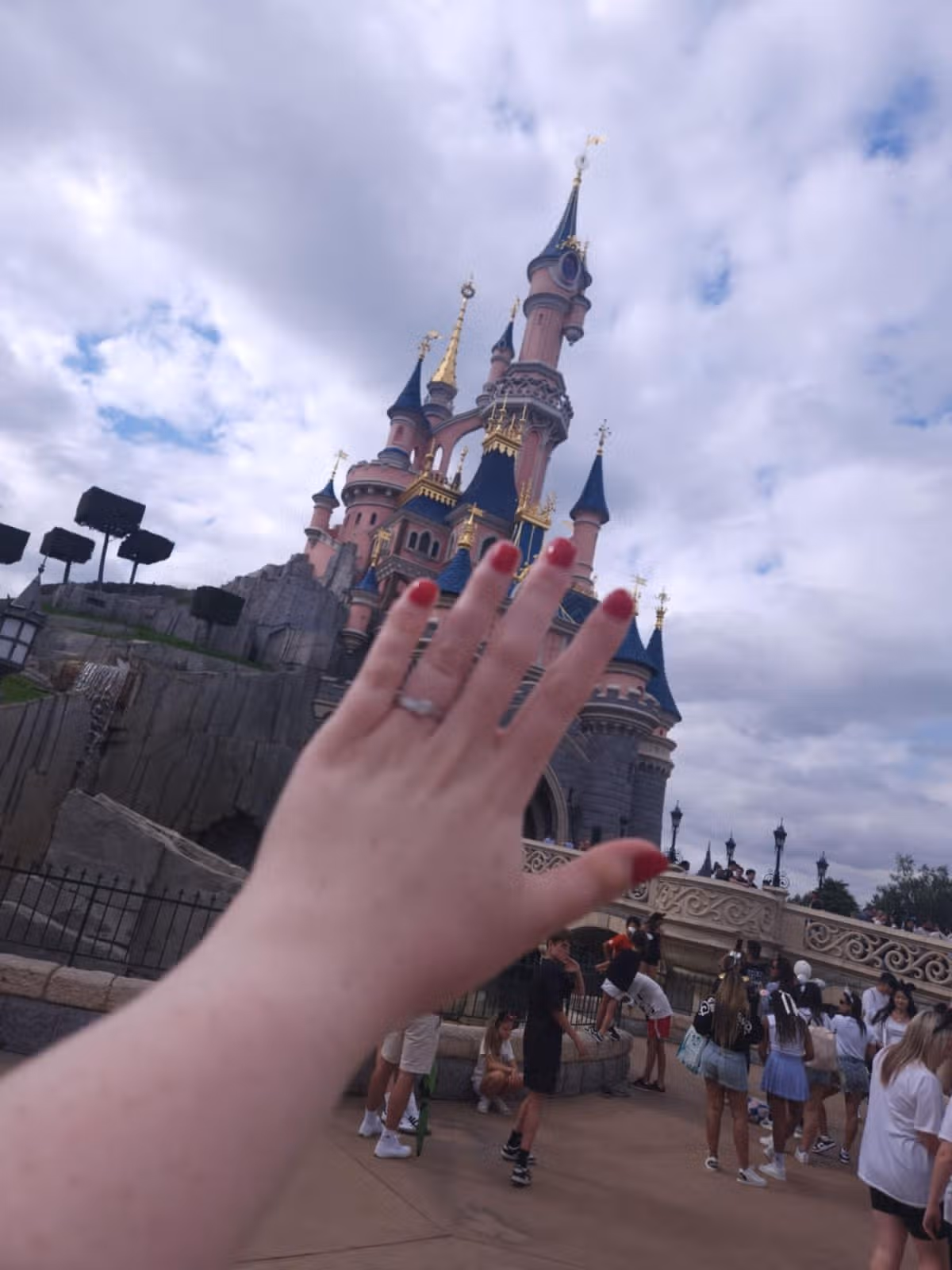 Katie-Mae and Kieran got engaged at Disneyland Paris