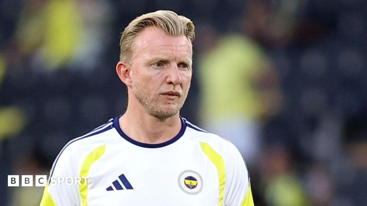Fenerbahce interim coach Dirk Kuyt