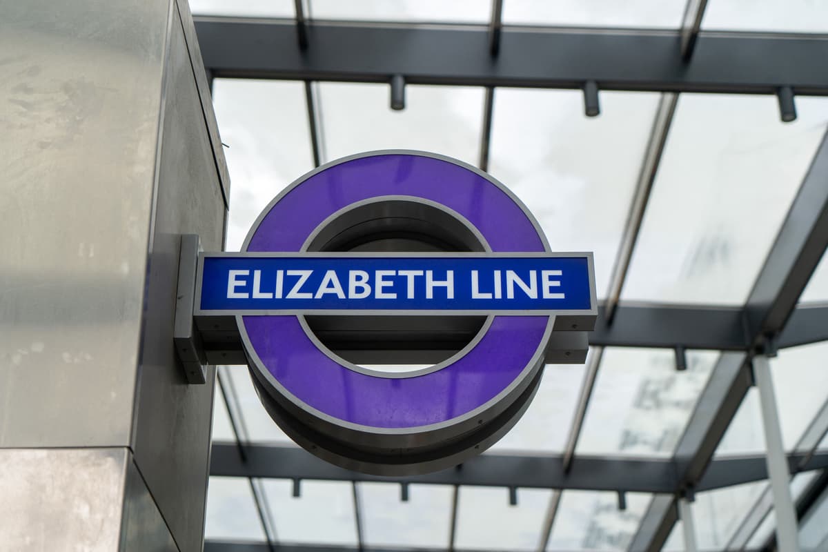 Elizabeth line trains cancelled as disruption hits morning rush-hour - LIVE - London Evening Standard