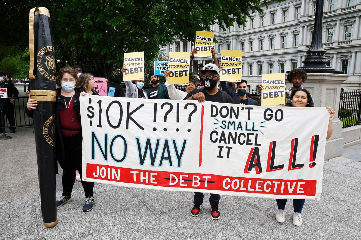 US families are behind on bills at rate not seen since Great Recession of 2008