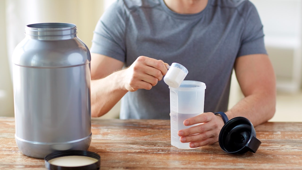 Creatine builds lean muscle and strength without exercise, study finds