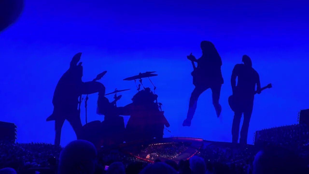 METALLICA SPHERE NIGHT 2 “BLACKENED” - YouTube