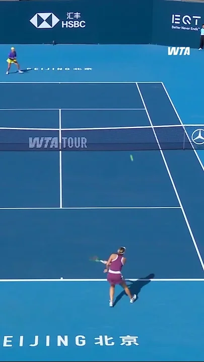 Dictating the play 🔥Diana Shnaider in control of the match against Alexandrova.#ChinaOpen - YouTube