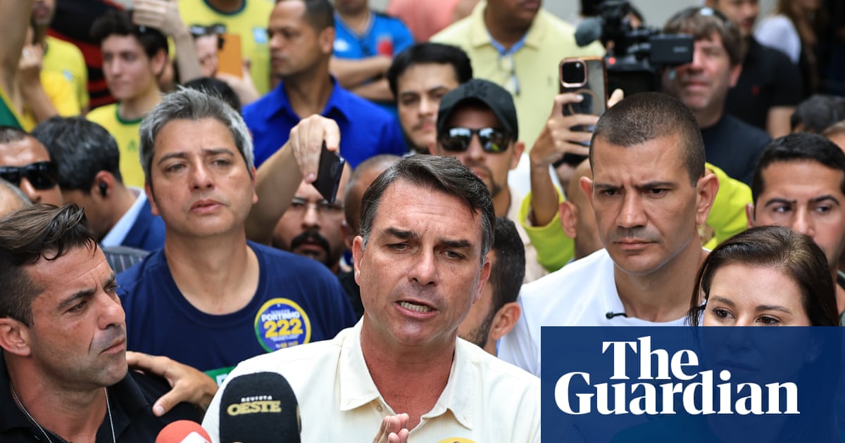 Brazil’s presidential race goes to second round as Flávio Bolsonaro leads incumbent Lula | Brazil