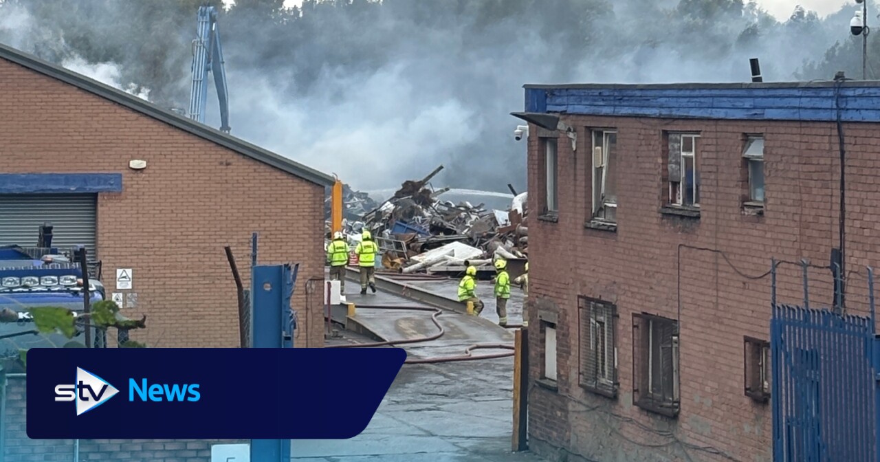 Firefighters tackle scrap metal blaze at Linlithgow recycling centre