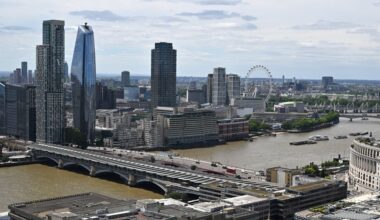 London power cut: capital plunged into chaos as thousands left without electricity in city-wide blackout