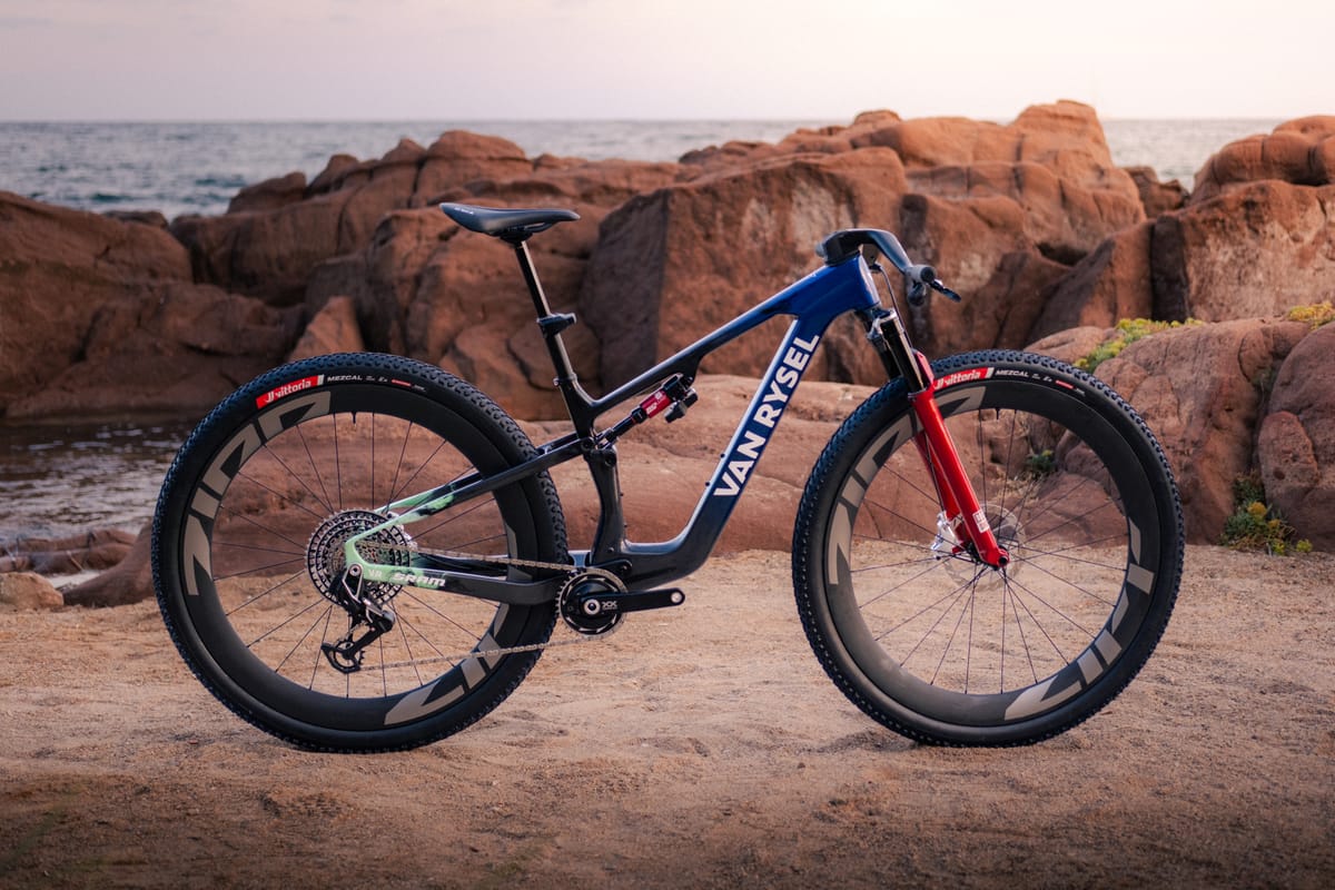 Van Rysel enters XC with an aero-optimised 32” race bike