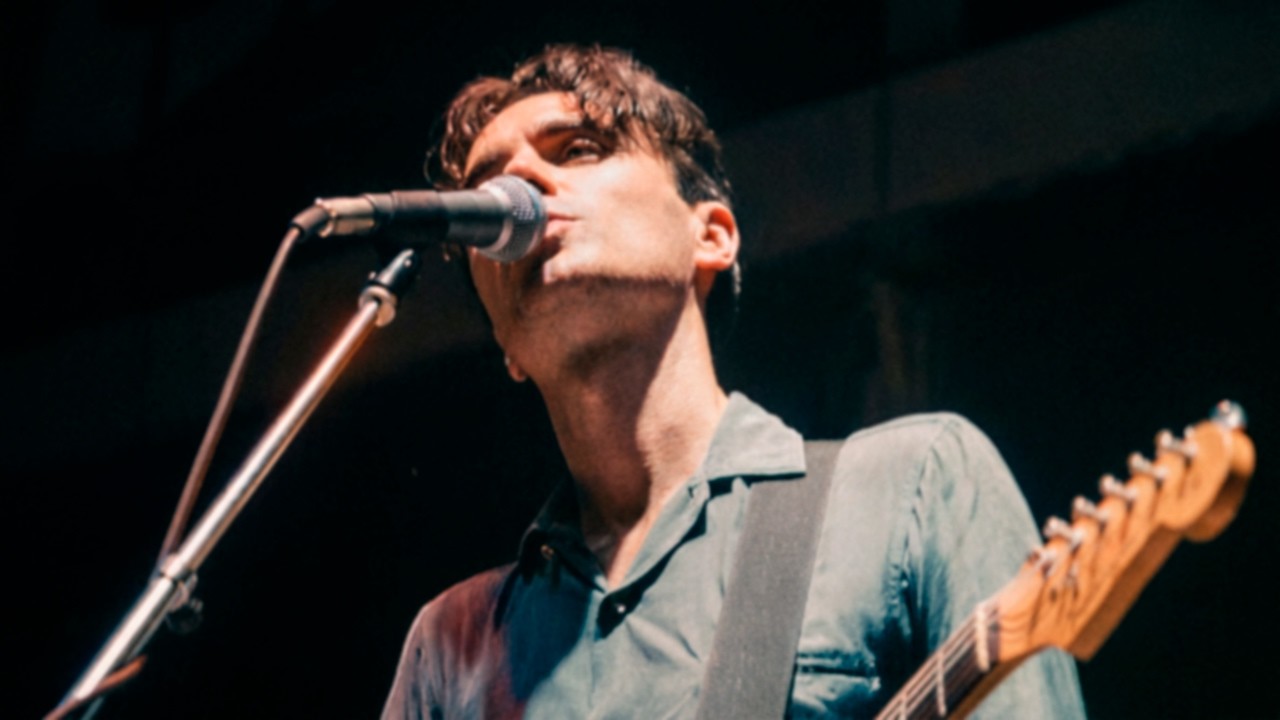 Talking Heads - Life During Wartime (Live on Old Grey Whistle Test, 1979) - YouTube