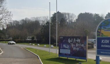 Mobile phone mast approved to tackle signal blackspots in seaside town