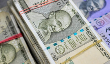 India’s rupee defence raises question of how far RBI will go