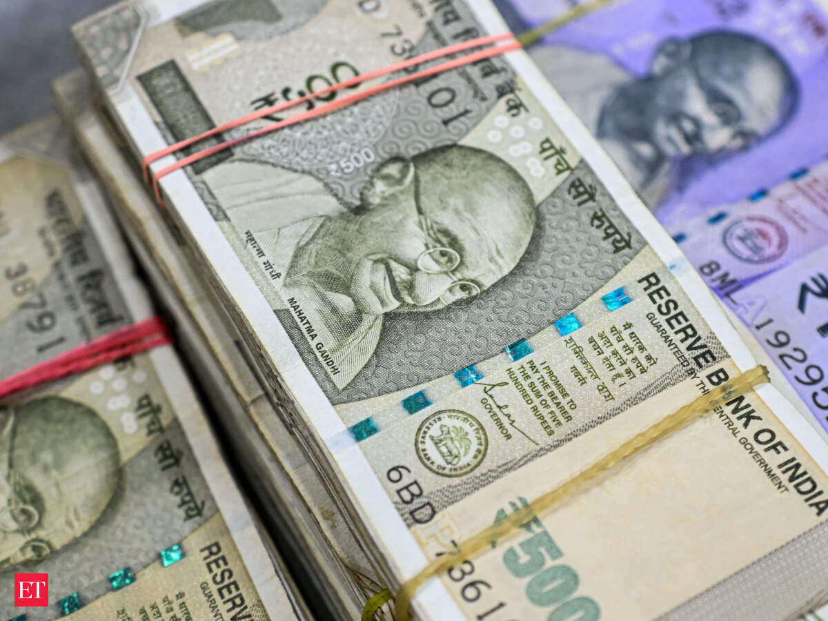 India’s rupee defence raises question of how far RBI will go