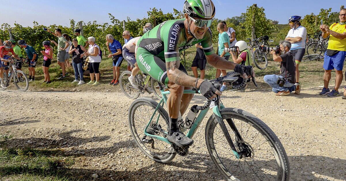Roche leads Irish charge at UCI Gravel World Champs, Woods goes close
