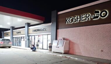 Quick Kosher 2 Go storefront at the Exxon gas station in Lakewood, NJ
