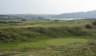10 golf courses to play in Wales this autumn