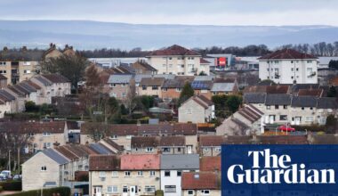 Heat pumps and insulation would cut UK living costs more than new oilfields, study suggests | Energy