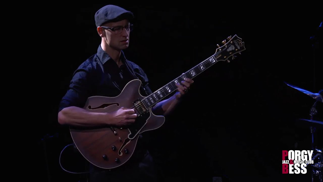 Pete Roth Trio feat. Bill Bruford – Live at Porgy & Bess, Vienna - YouTube