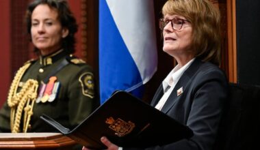 Lieutenant-governor will skip Quebec cabinet's swearing-in at incoming premier's request