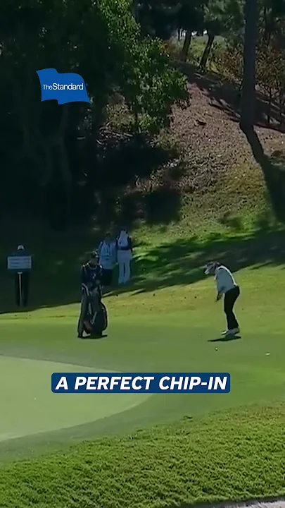 Haeran Ryu Chips In for Birdie on No. 5 | BMW Ladies Championship - YouTube