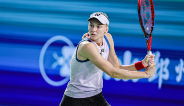 Rybakina pushes past Kawa in three sets to reach Ningbo semifinals
