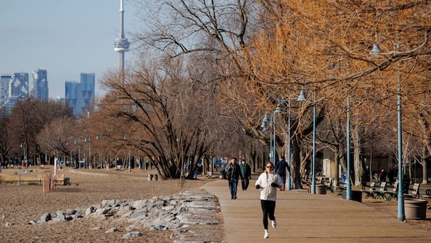 This year will be a super-duper El Niño. Here's what Canadians can expect this winter