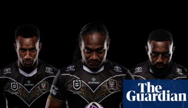 PNG Chiefs unveil logo and jersey for first NRL season amid naming dispute with rival code | PNG Chiefs
