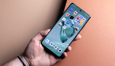Your Phone Can Last Years Longer (and Save You a Fortune) if You Do This