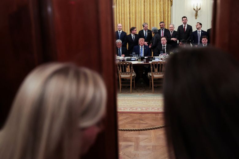US House Speaker Mike Johnson, Nvidia CEO Jensen Huang, OpenAI President Greg Brockman, SpacexAI CEO Elon Musk, and AMD CEO Lisa Su attend a luncheon for tech leaders at the White House on September 29, 2026.