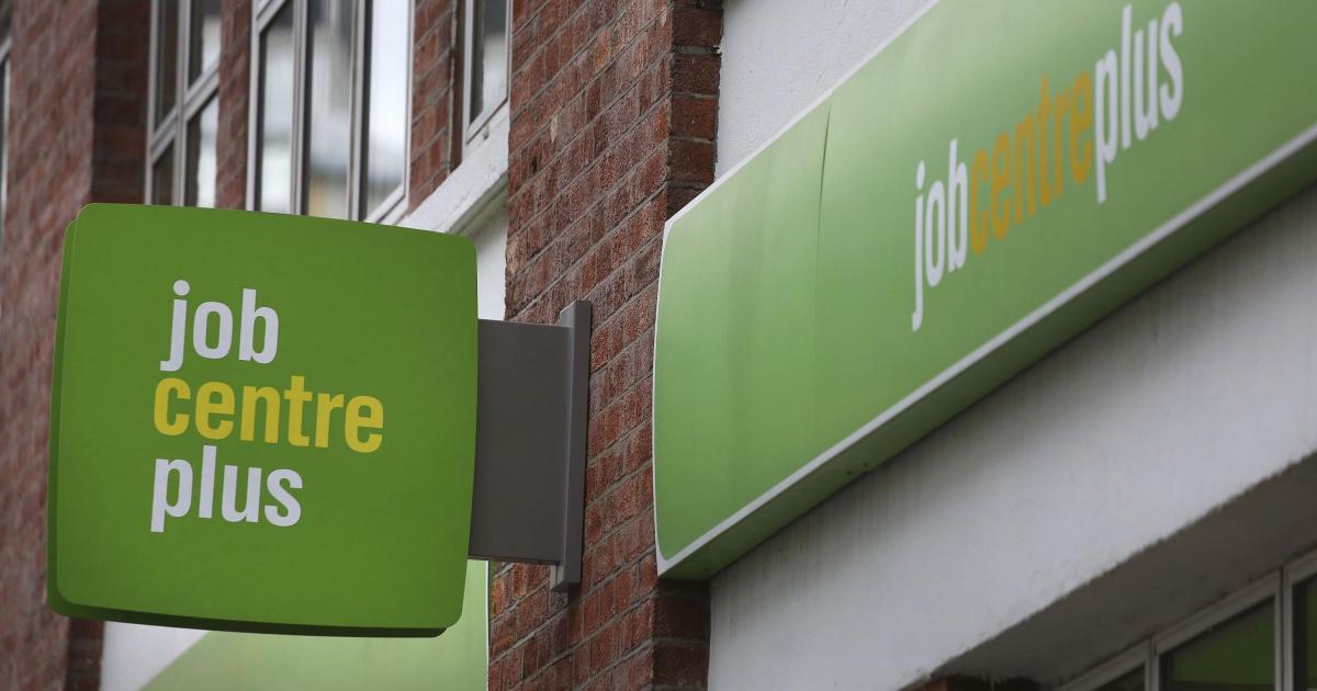 Unemployment in Scotland falls, latest figures show